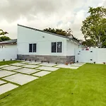 Modern Delray Home About 3 Mi To Town 4 Mi To Beach!