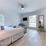 Delray Pool Home - 5 Minutes To Beach!