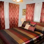 Cozy 2 Bedrooms Near The Beach And Downtown Delray