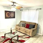 Cozy 2 Bedrooms Near The Beach And Downtown Delray