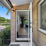 Hideaway Palms