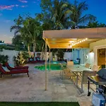 Heated Pool-Spa & Putting Green! Walk To The Ave, 1Mi To Beach!