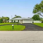 Luxury Designer Delray Beach. 10 Min To The Beach!
