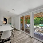 Casa Azure