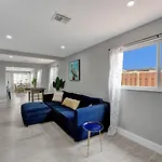 Delray Beach 4Bed Home Football Games Backyard