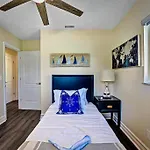New Stunning Delray Waterfront Oasis - Heated Pool, Spa, Canal, Dock, Huge Patio, Pool Table!