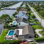 Wp Delray Waterfront, Pool, Tiki Hut & Putting Grn
