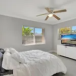 Newly Renovated Three Bedroom Home Near Atlantic Avenue And Beach