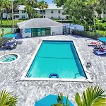 Delray Beach Retreat Pool Beach Free Parking