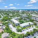 Delray Beach Retreat Pool Beach Free Parking