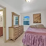 Best Location, Best Rates In Delray Off The Avenue