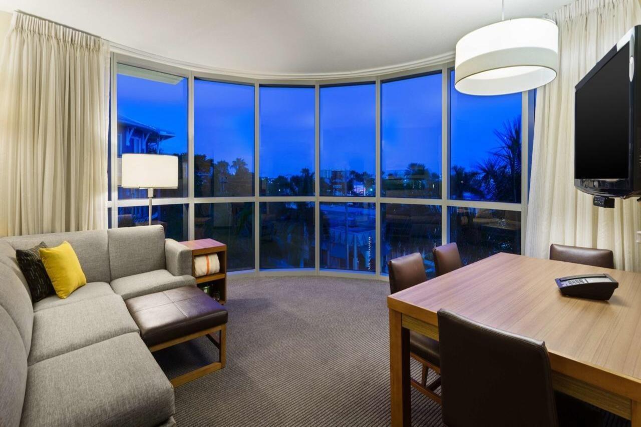 Hyatt Place Delray Hotel 4*