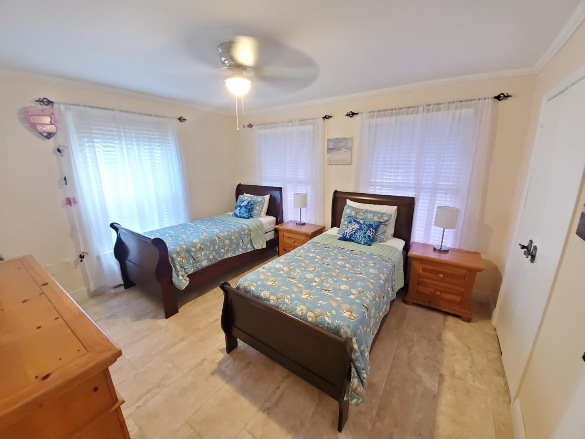 Beautiful Spacious And Luxury Delray House! Near The Beach! Holiday home