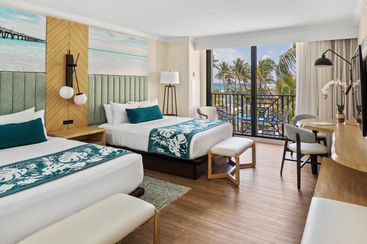 Opal Grand Oceanfront & 4*