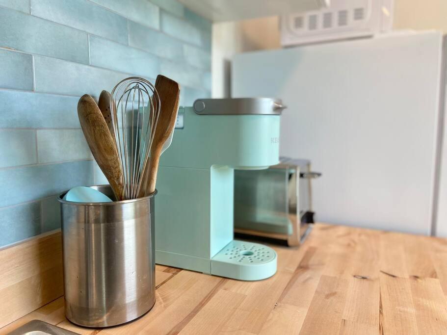Private Tiny House For 1 Or 2 Near Downtown Delray And Beach