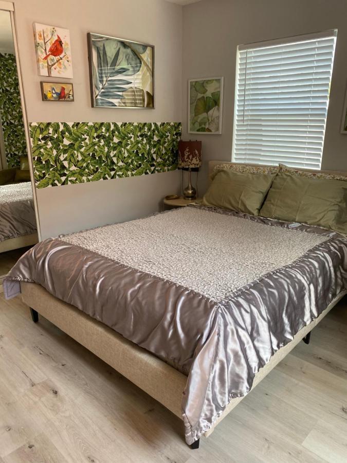 Apartment Cozy Studio Near Atlantic Ave W/private Patio