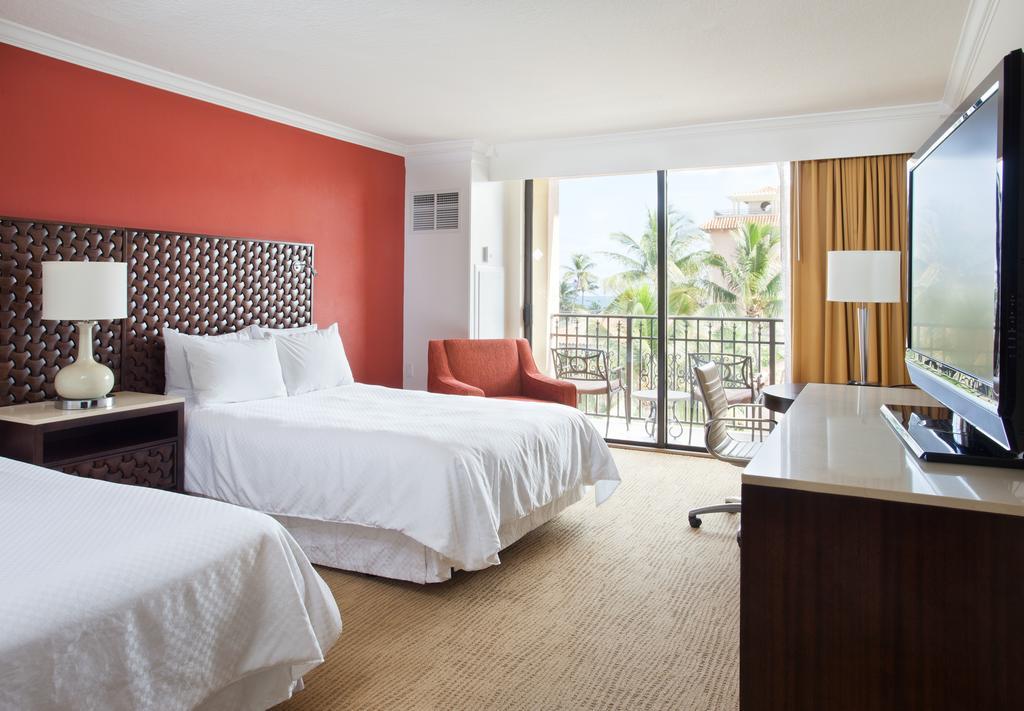 Opal Grand Oceanfront & 4*