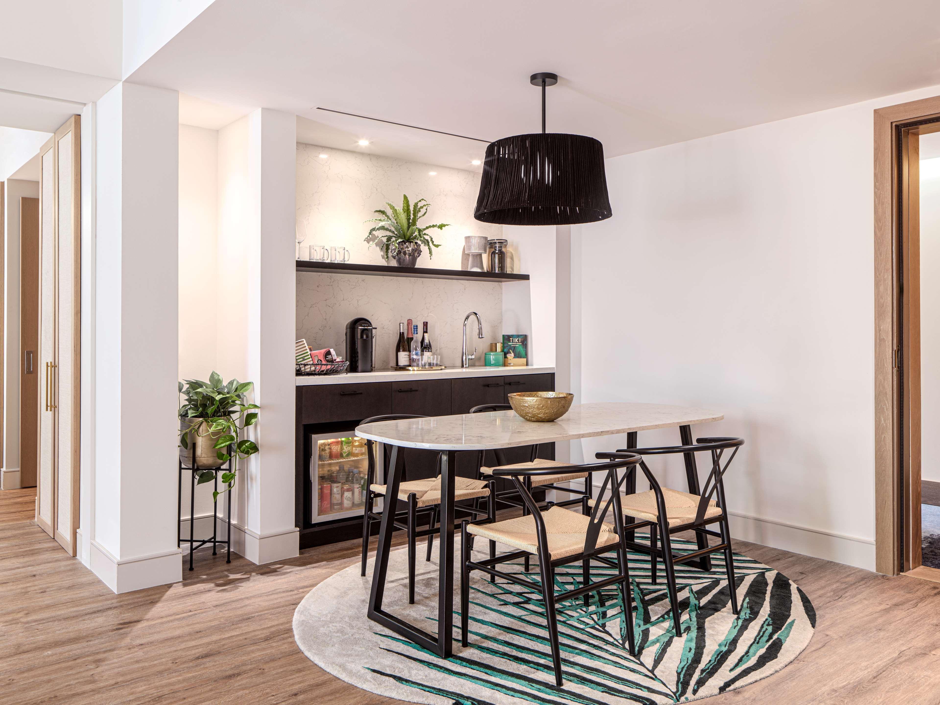 The Ray Delray Beach, Curio Collection By Hilton 4*