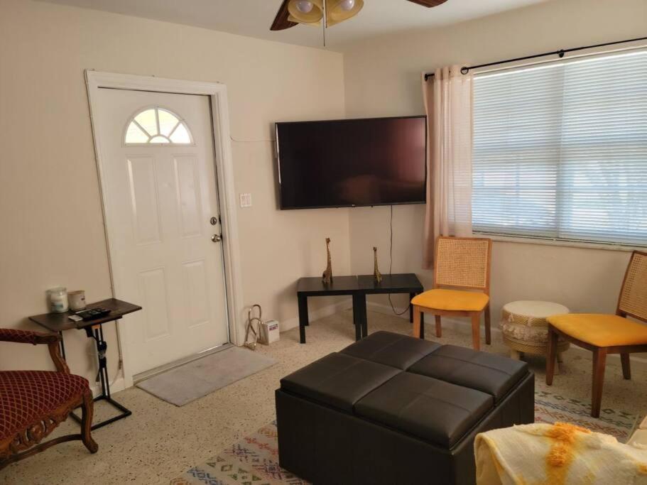 Cozy 1 Bedroom In Downtown Delray Apartment Delray Beach