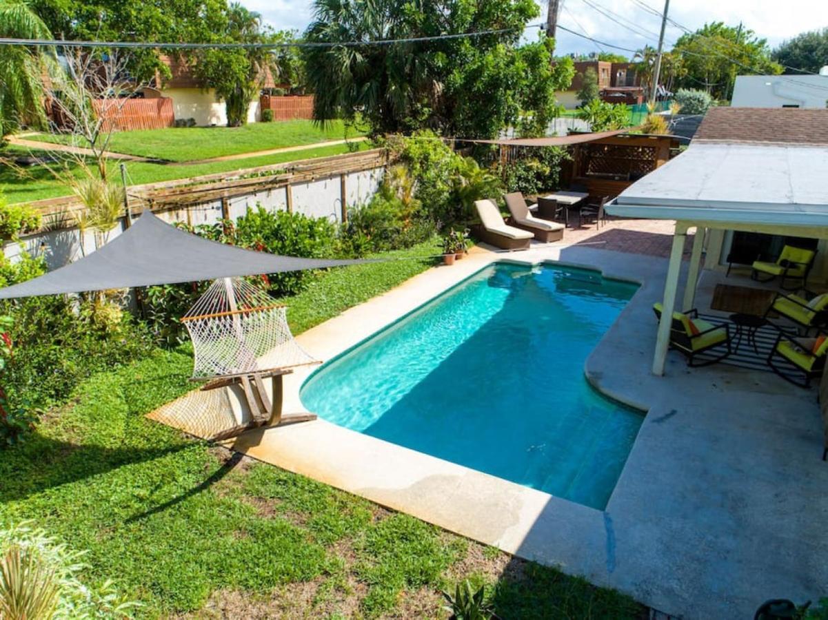 Dinas With Modern Interior And Heated Pool Delray Beach