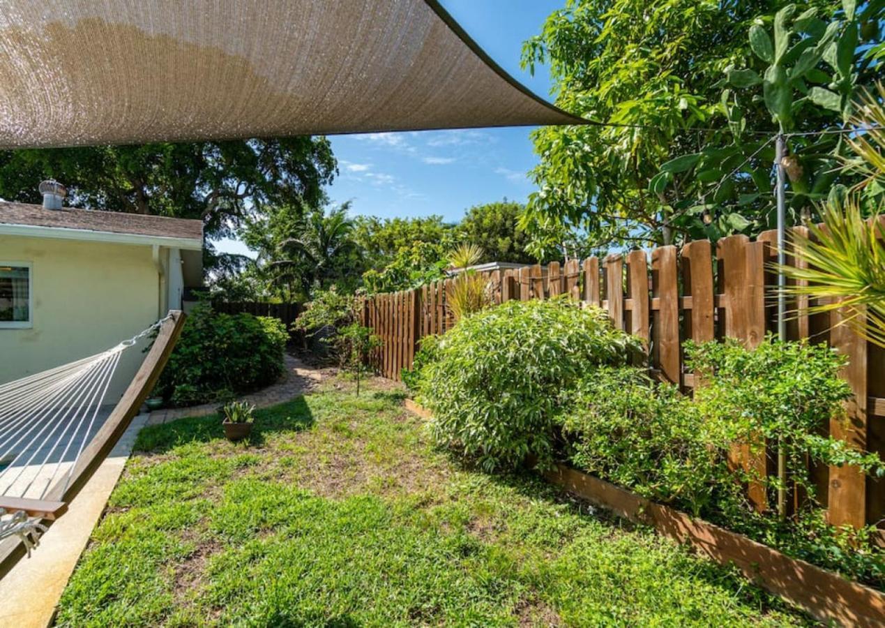 Dinas With Modern Interior And Heated Pool *