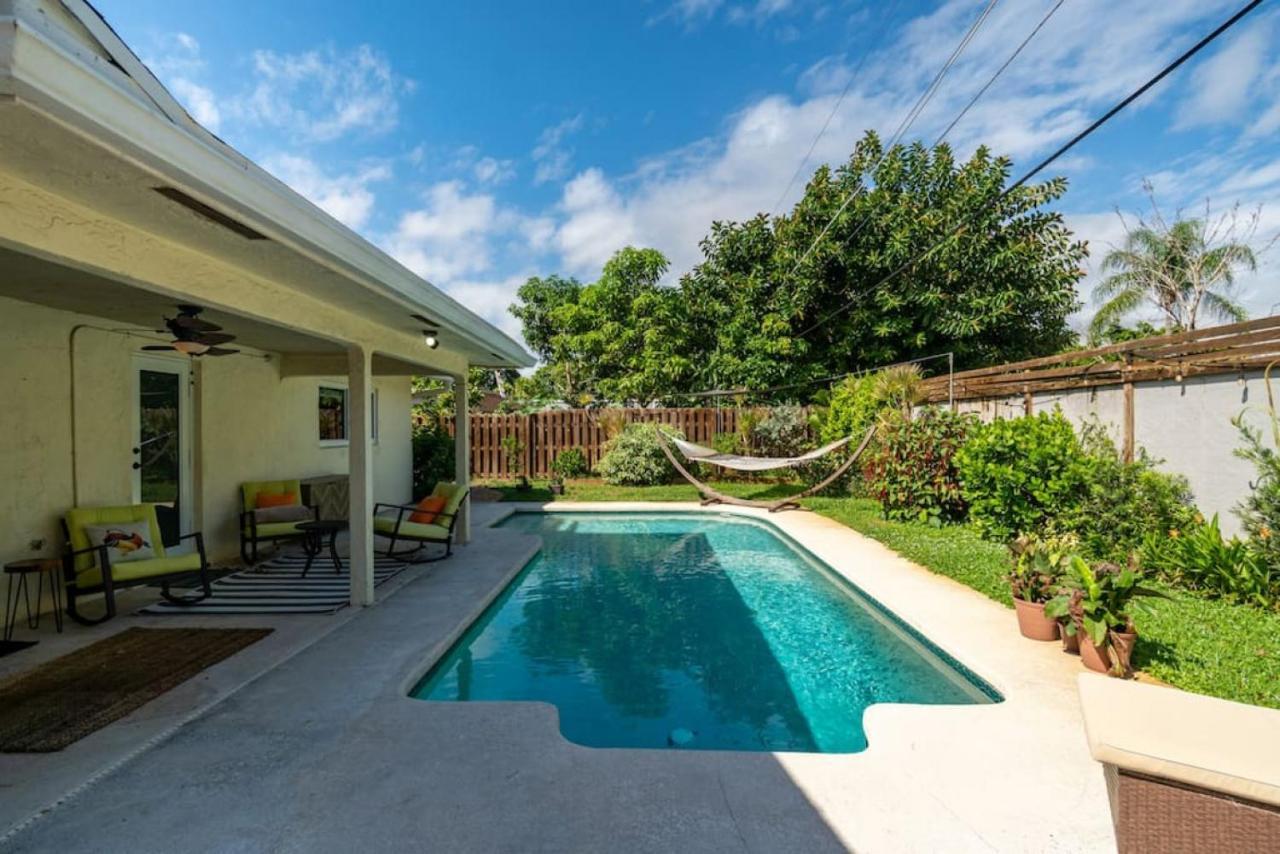 Holiday home Dinas With Modern Interior And Heated Pool