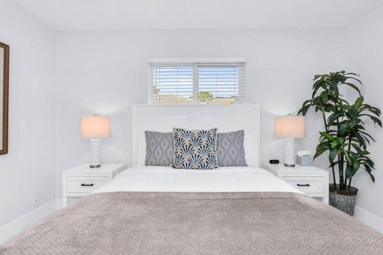 Luxury Designer Delray Beach. 10 Min To The Beach!