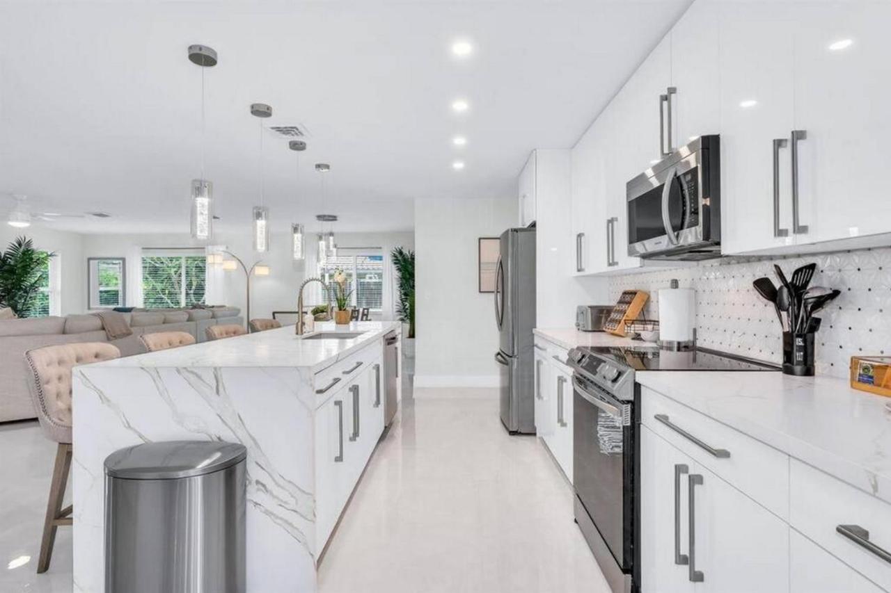 Villa Luxury Designer Delray Beach. 10 Min To The Beach! Delray Beach