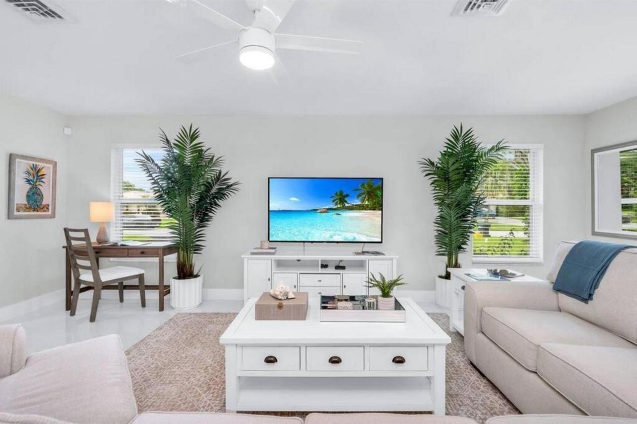 Luxury Designer Delray Beach. 10 Min To The Beach! Delray Beach