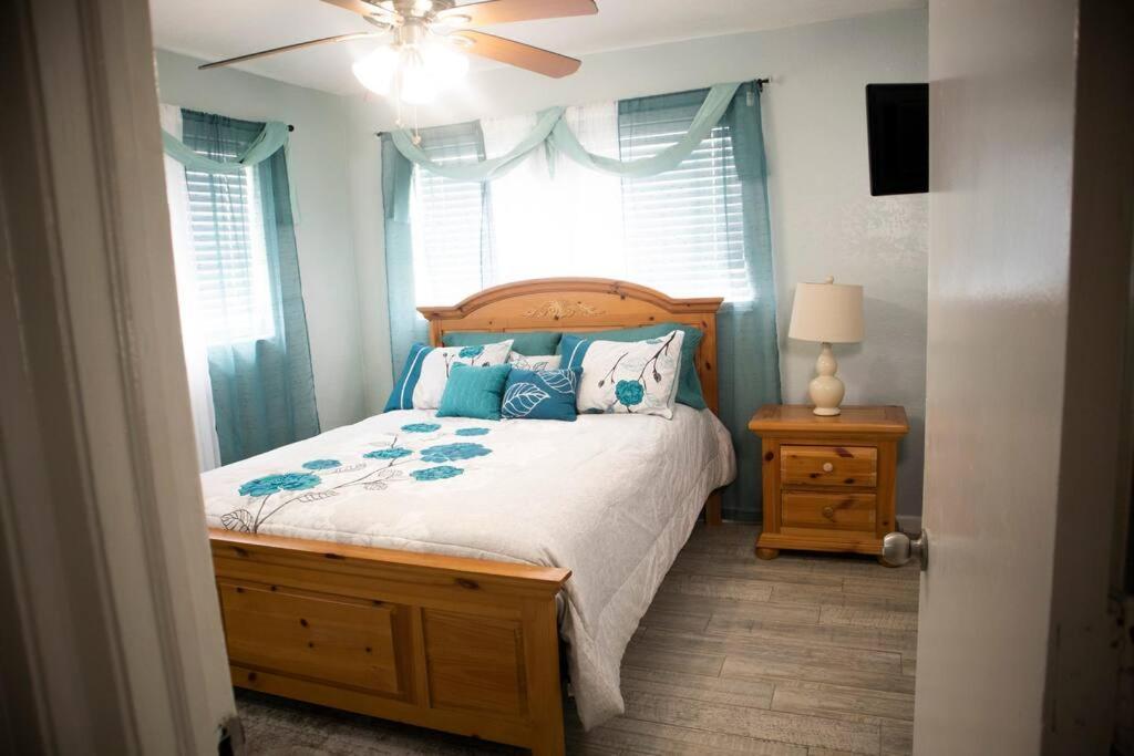 Cozy 2 Bedrooms Near The And Downtown Delray