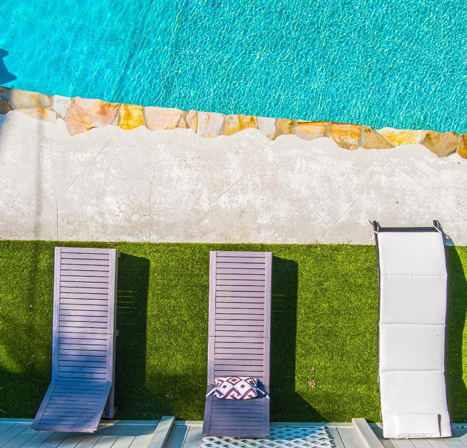 Ocean Club -great Pool & Jacuzzi 5 Beds By The *