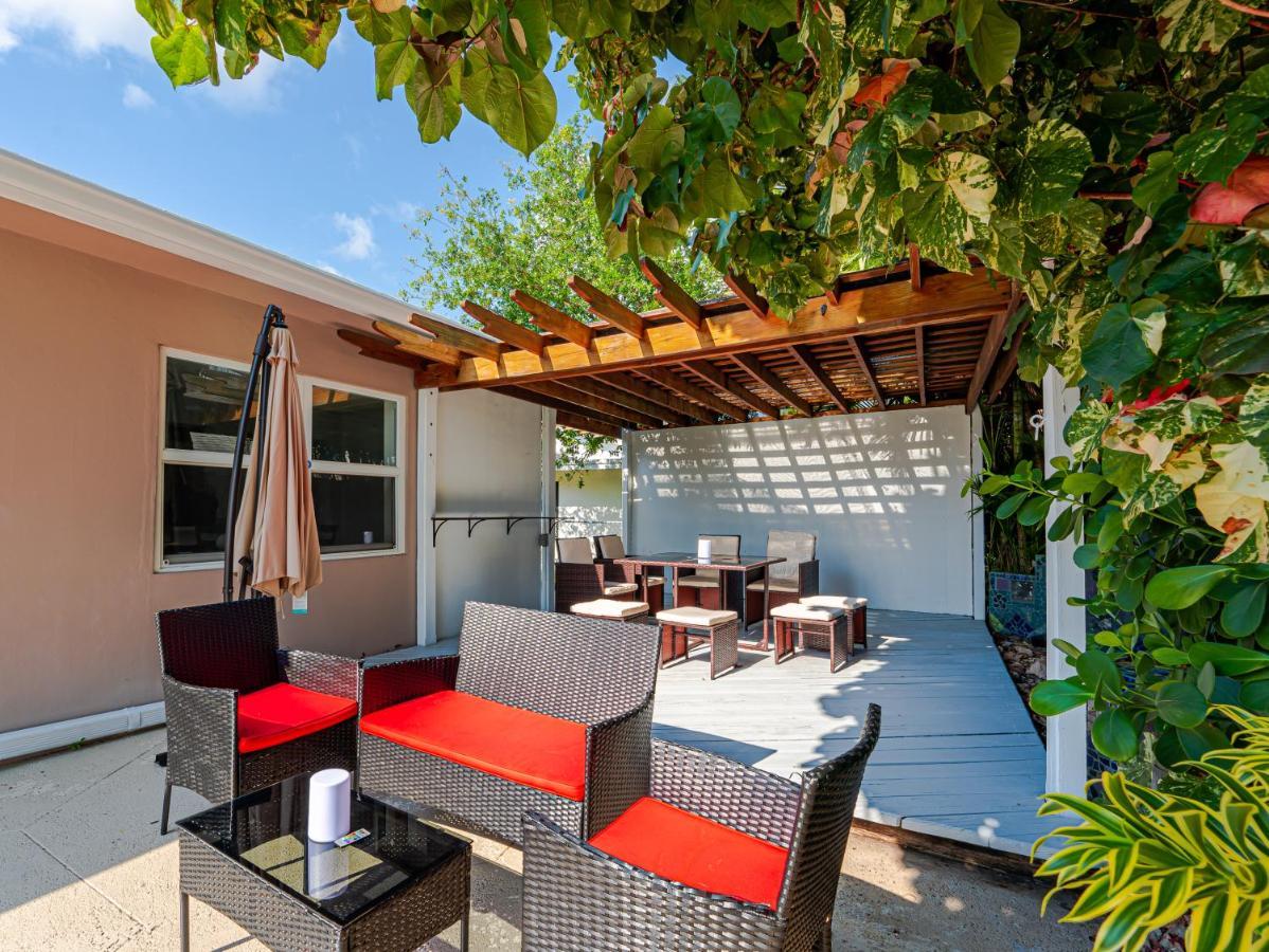 Ocean Club -great Pool & Jacuzzi 5 Beds By The Holiday home *