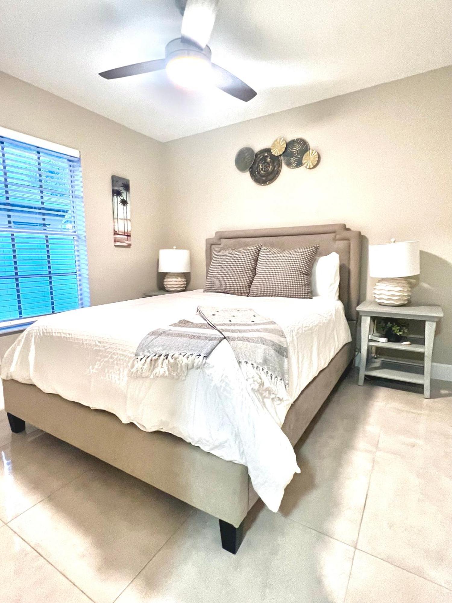 Spacious Near Downtown & The * Delray Beach