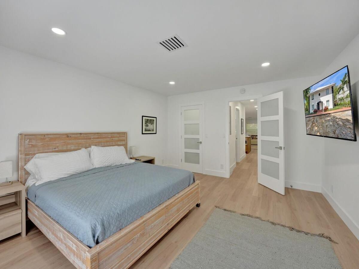 Peaceful Lauren Villa Delray Beach