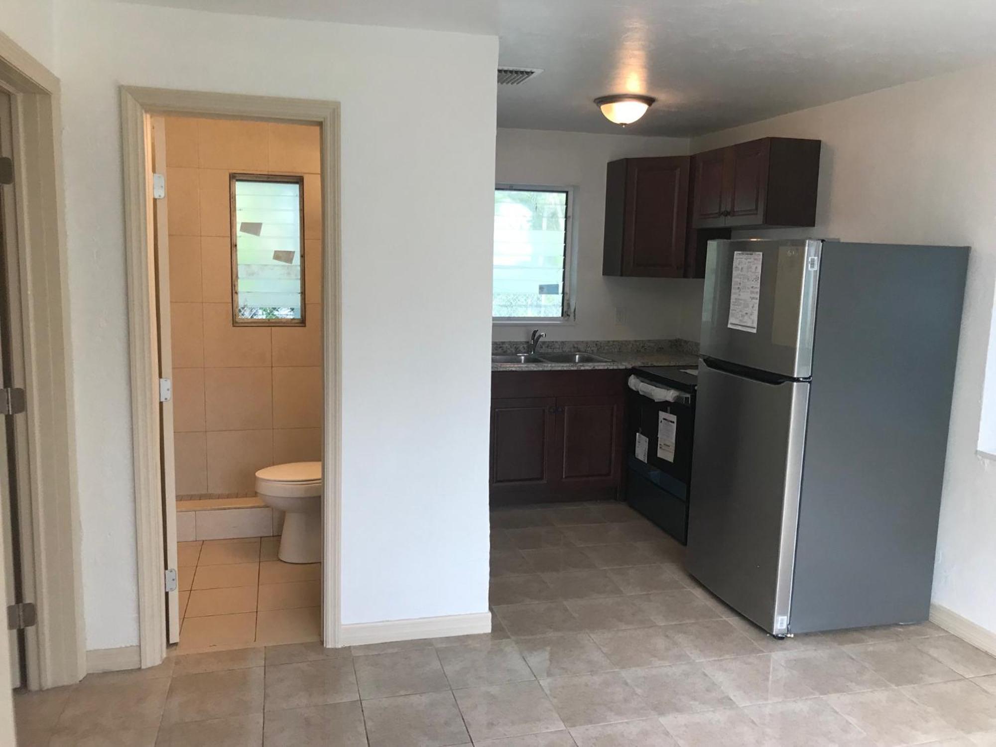 Walk To Everything In Delray Apartment