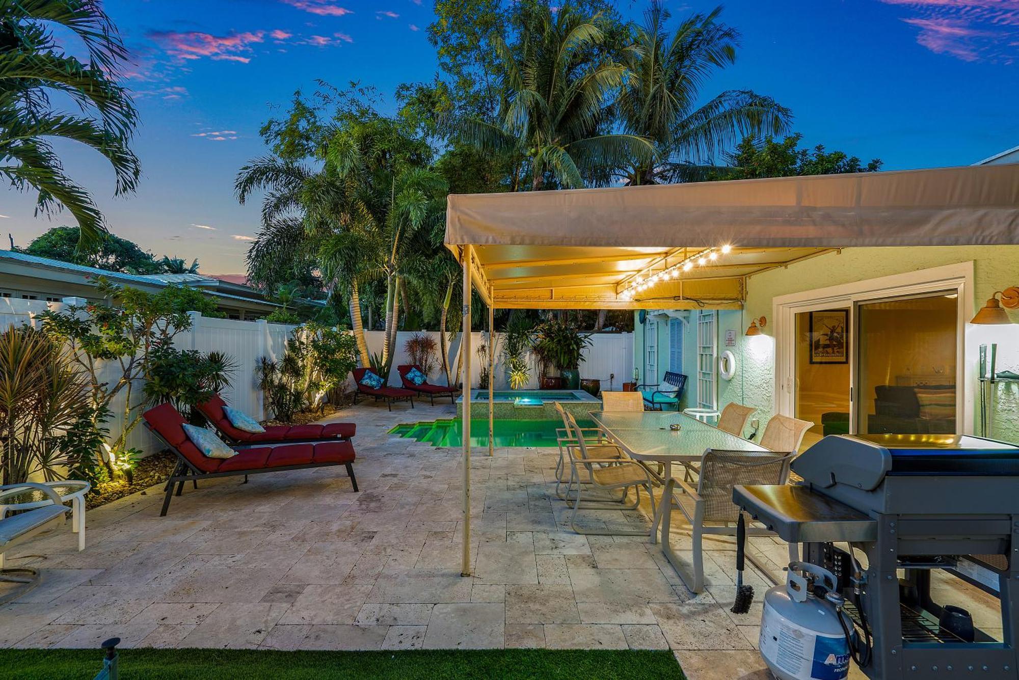 Heated Pool-spa & Putting Green! Walk To The Ave, 1mi To Beach! *