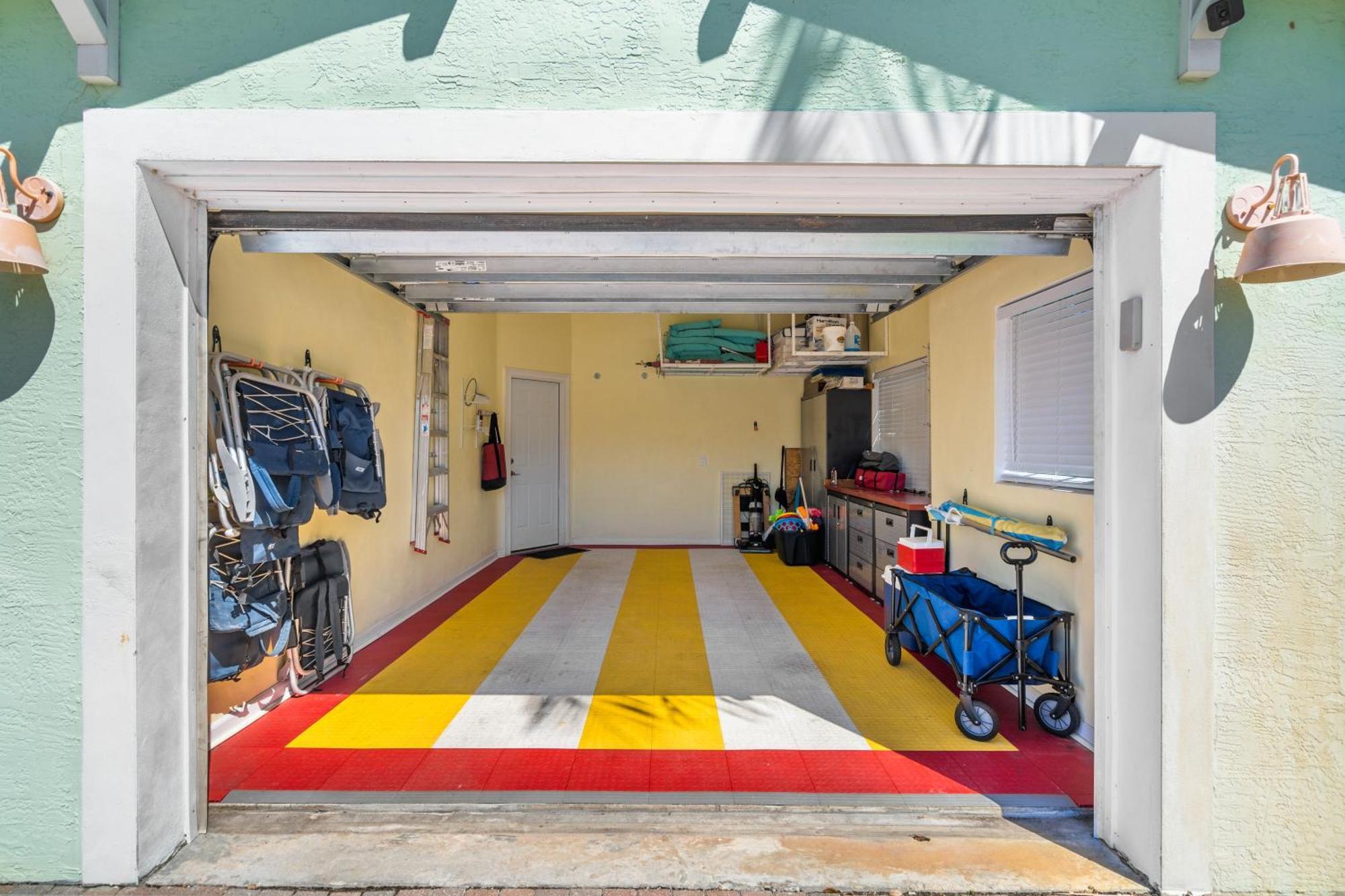 Heated Pool-spa & Putting Green! Walk To The Ave, 1mi To Beach! Delray Beach