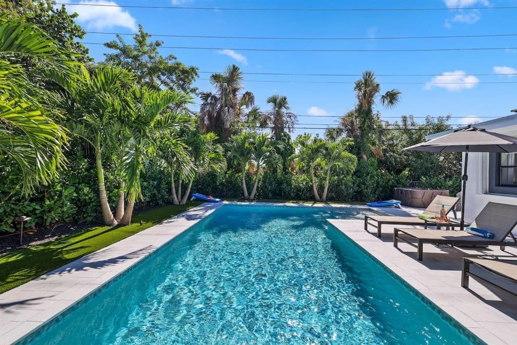 Paradise Palms House * Delray Beach
