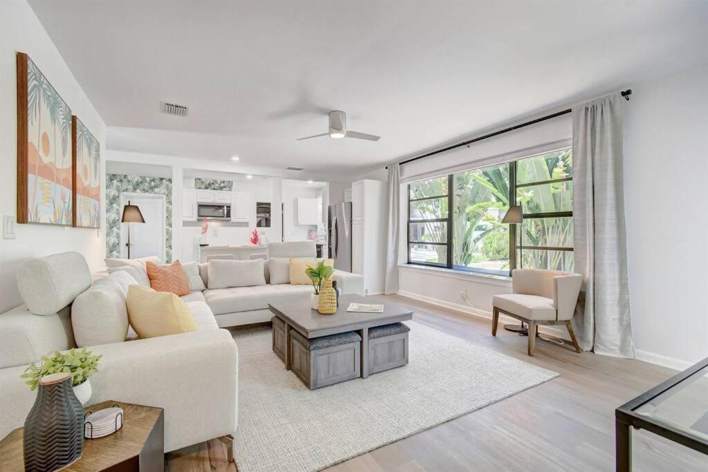 Paradise Palms House * Delray Beach