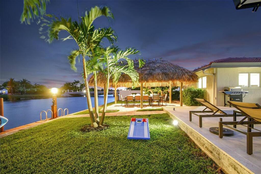 Villa Tropical Palms House *