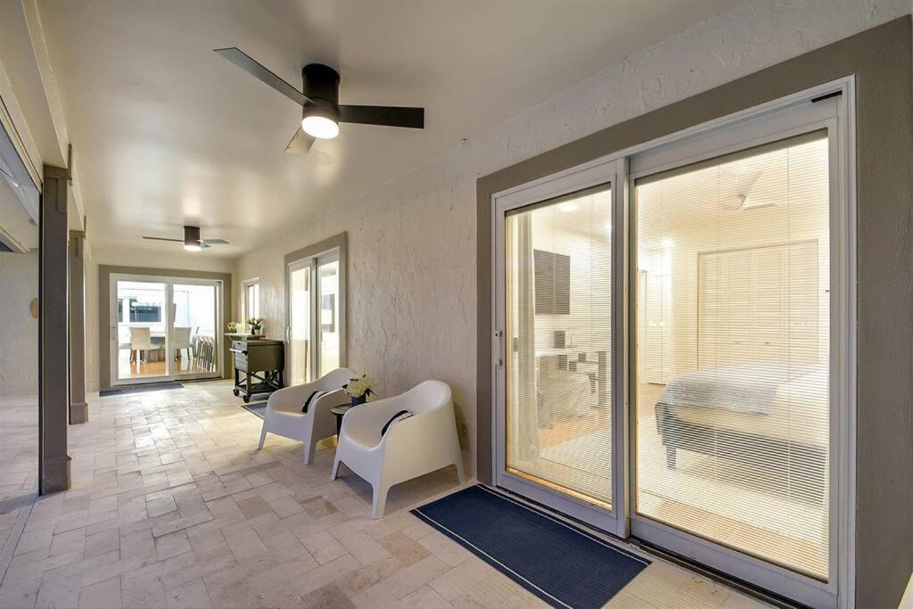 Tropical Palms House Villa *