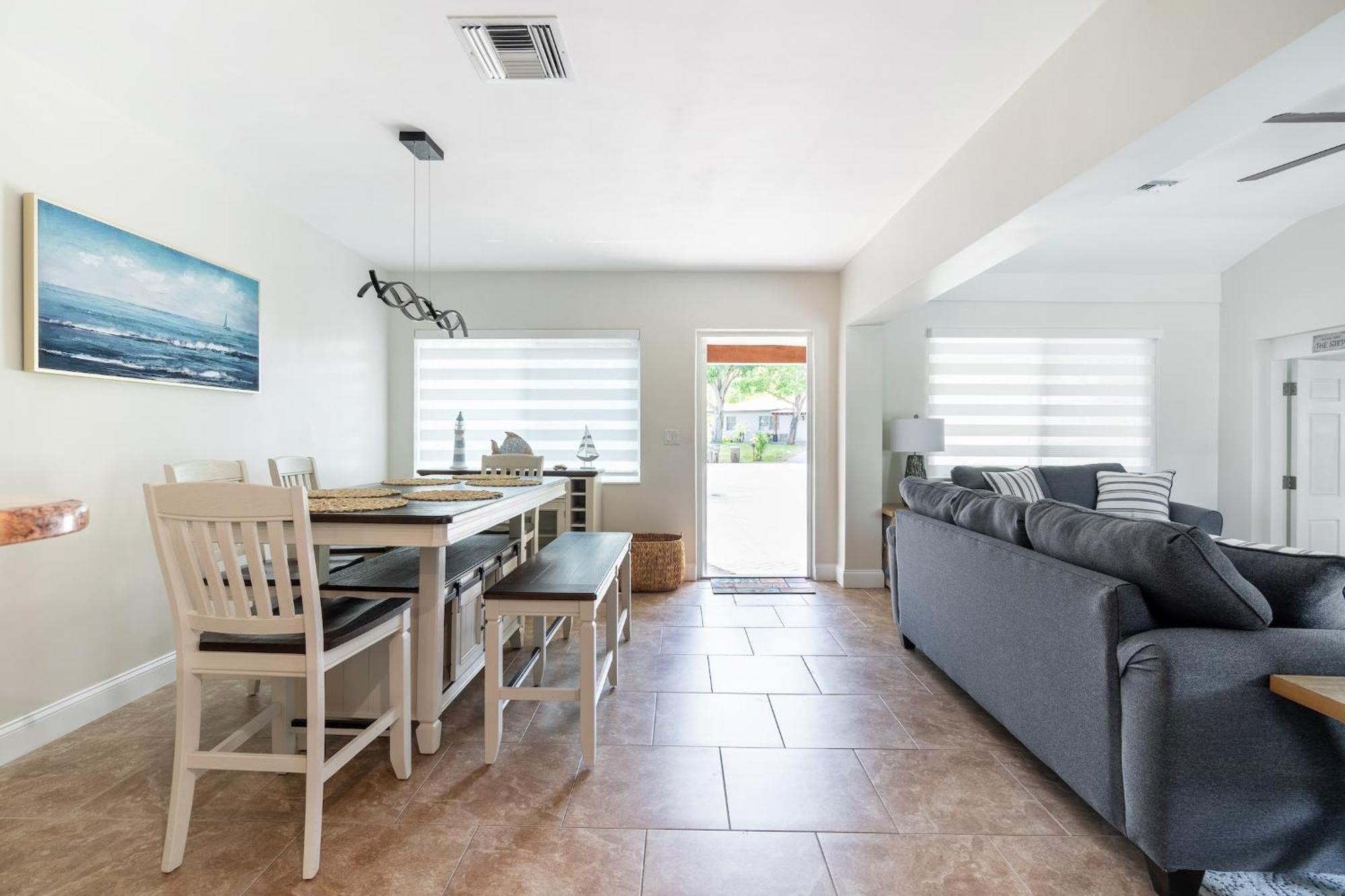 Delray Oasis: Pool, Gazebo & Access Holiday home