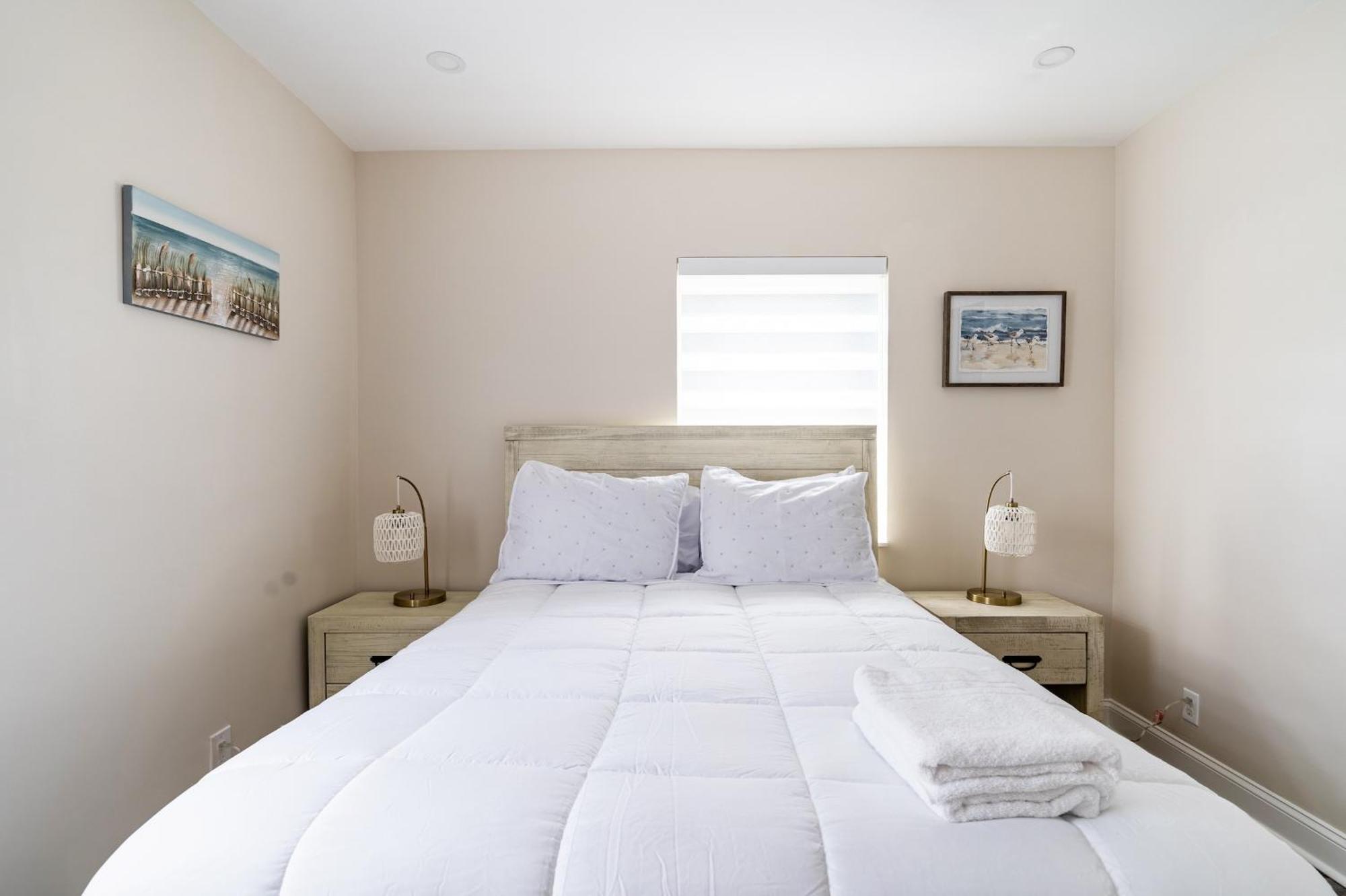 Delray Oasis: Pool, Gazebo & Access