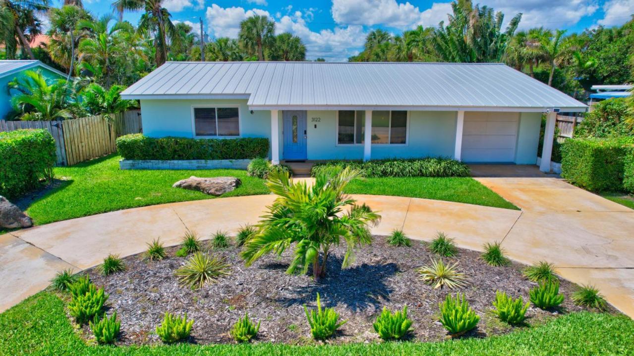 Holiday home Tradewinds Ultimate Delray Lifestyle 3br2ba With Heated Pool *