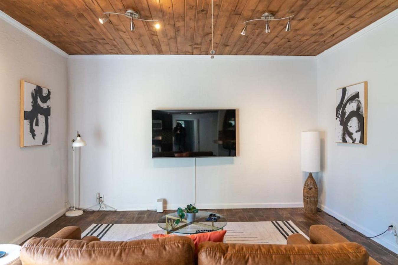 Apartment Hidden Gem Off Atlantic Ave, Just Steps From Delray Beach