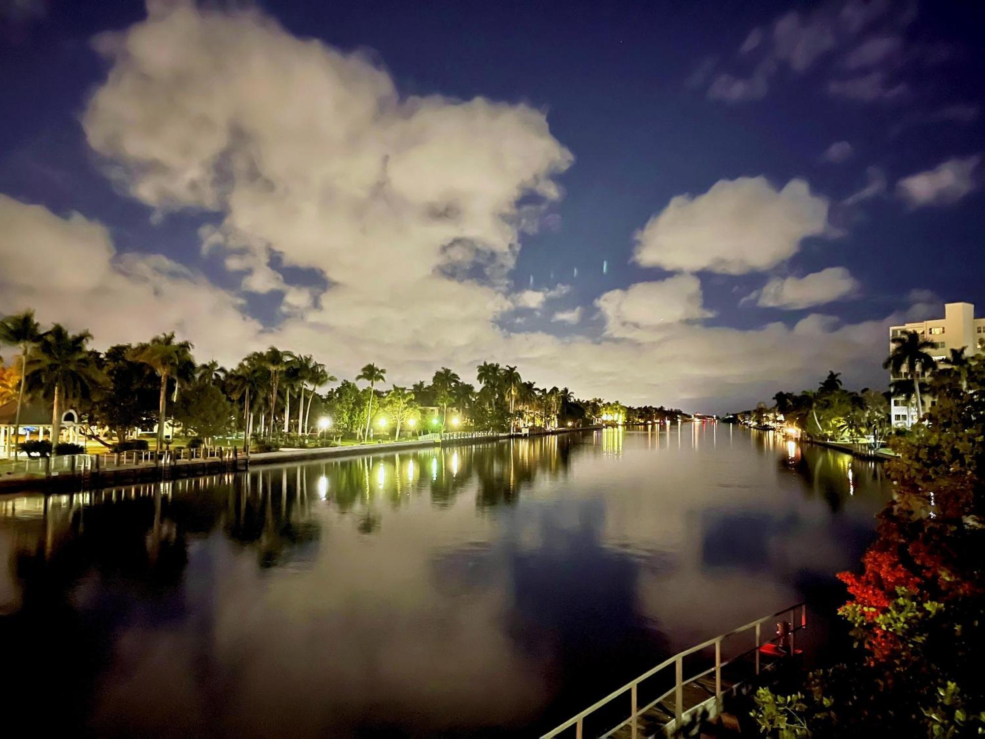 Newly Remodeled Lakefront Oasis * Delray Beach