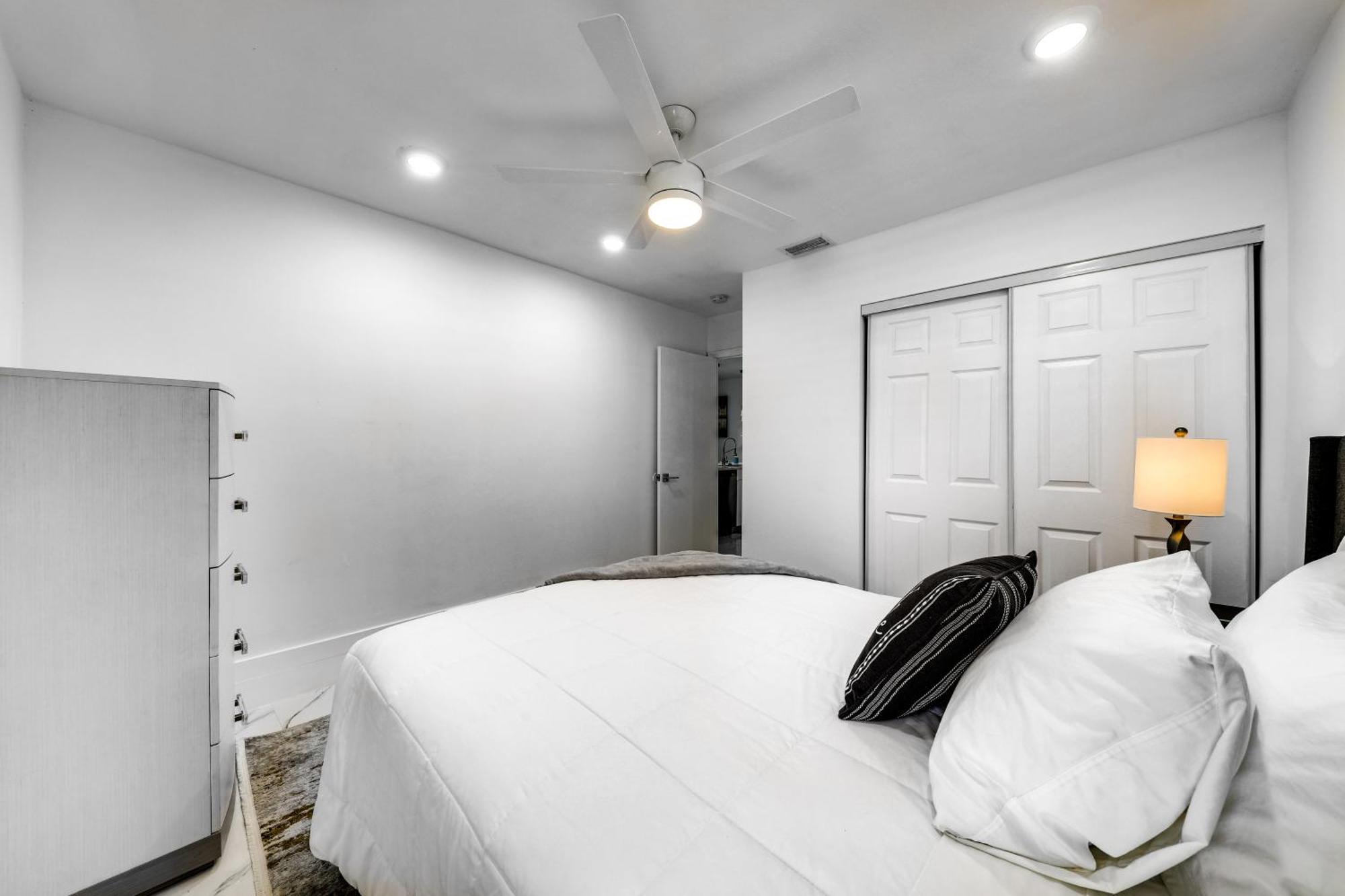 Delray With Pool About 4 Mi To Beach! Holiday home Delray Beach