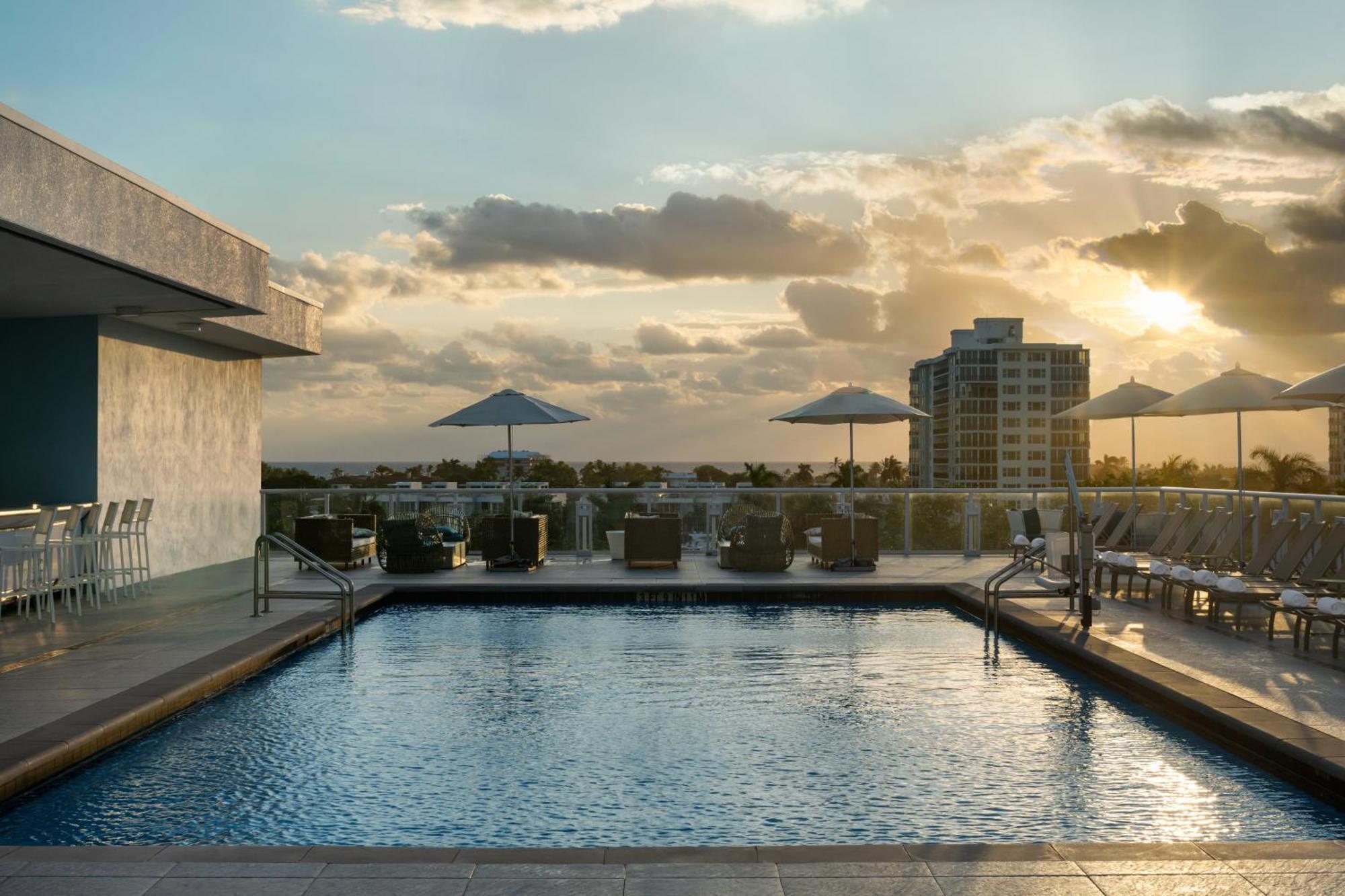 Courtyard By Marriott Delray 3*