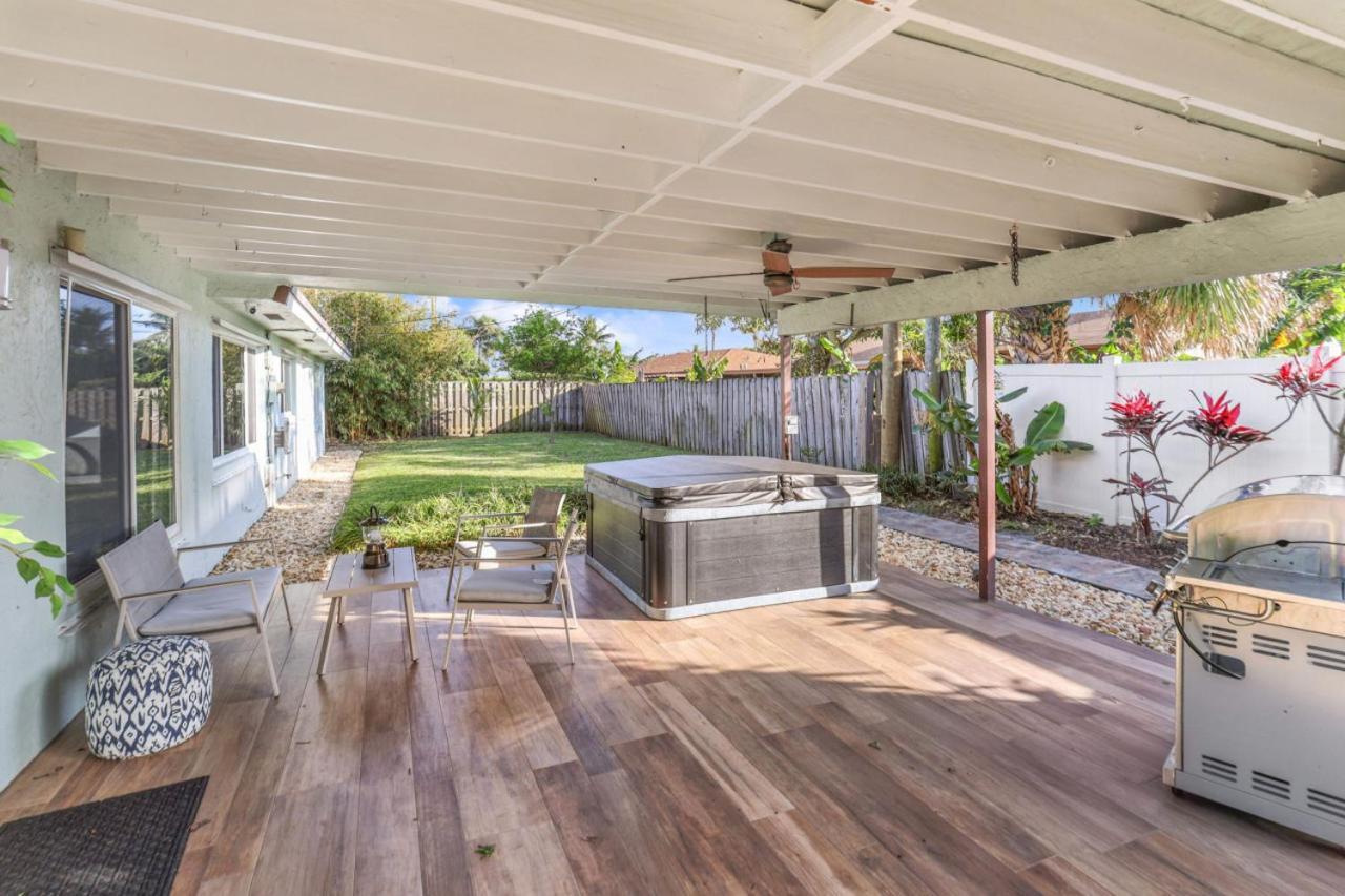 Retreat Downtown Hot Tub Delray Beach