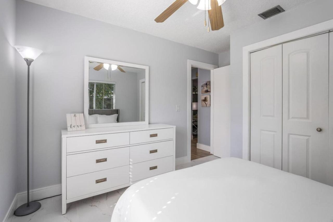 Retreat Downtown Hot Tub Holiday home Delray Beach